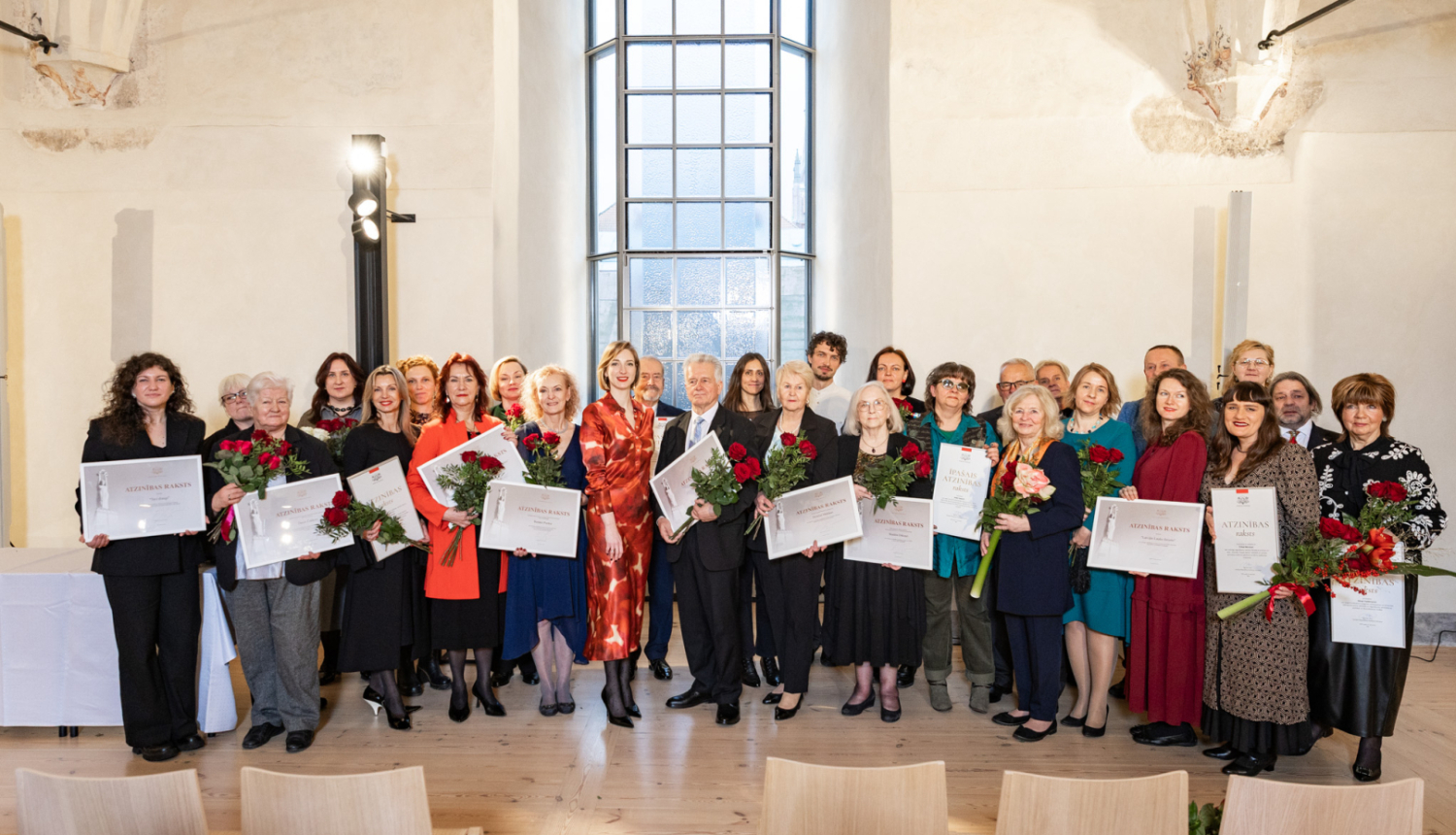 Izcilībām kultūrā pasniegti Ministru kabineta un Kultūras ministrijas atzinības raksti